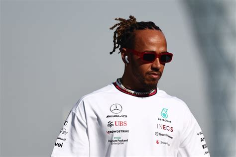 lewis hamilton 2024 contract